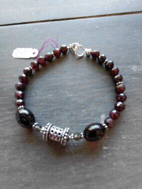 NWT garnet amber sterling bead 8 in bracelet handmade
